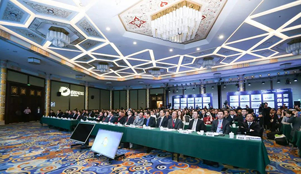 綠色動(dòng)力獲評(píng)“2018年度固廢行業(yè)最具影響力企業(yè)”，黨委書(shū)記、總裁喬德衛(wèi)出席固廢戰(zhàn)略論壇并發(fā)表主旨演講